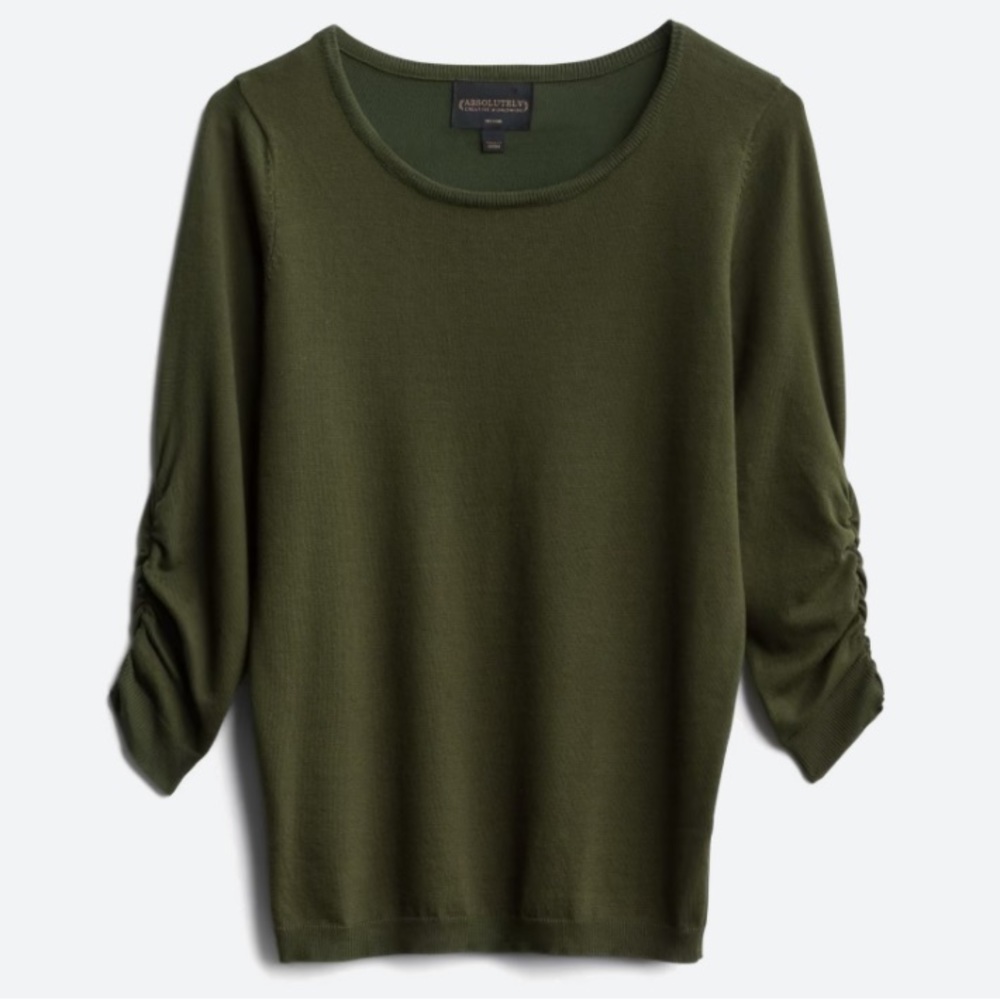 SOLD: Dark green sweater with ruched sleeves
